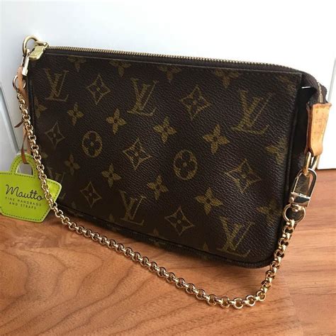 louis vuitton small bag with gold chain|louis vuitton wallet with chain.